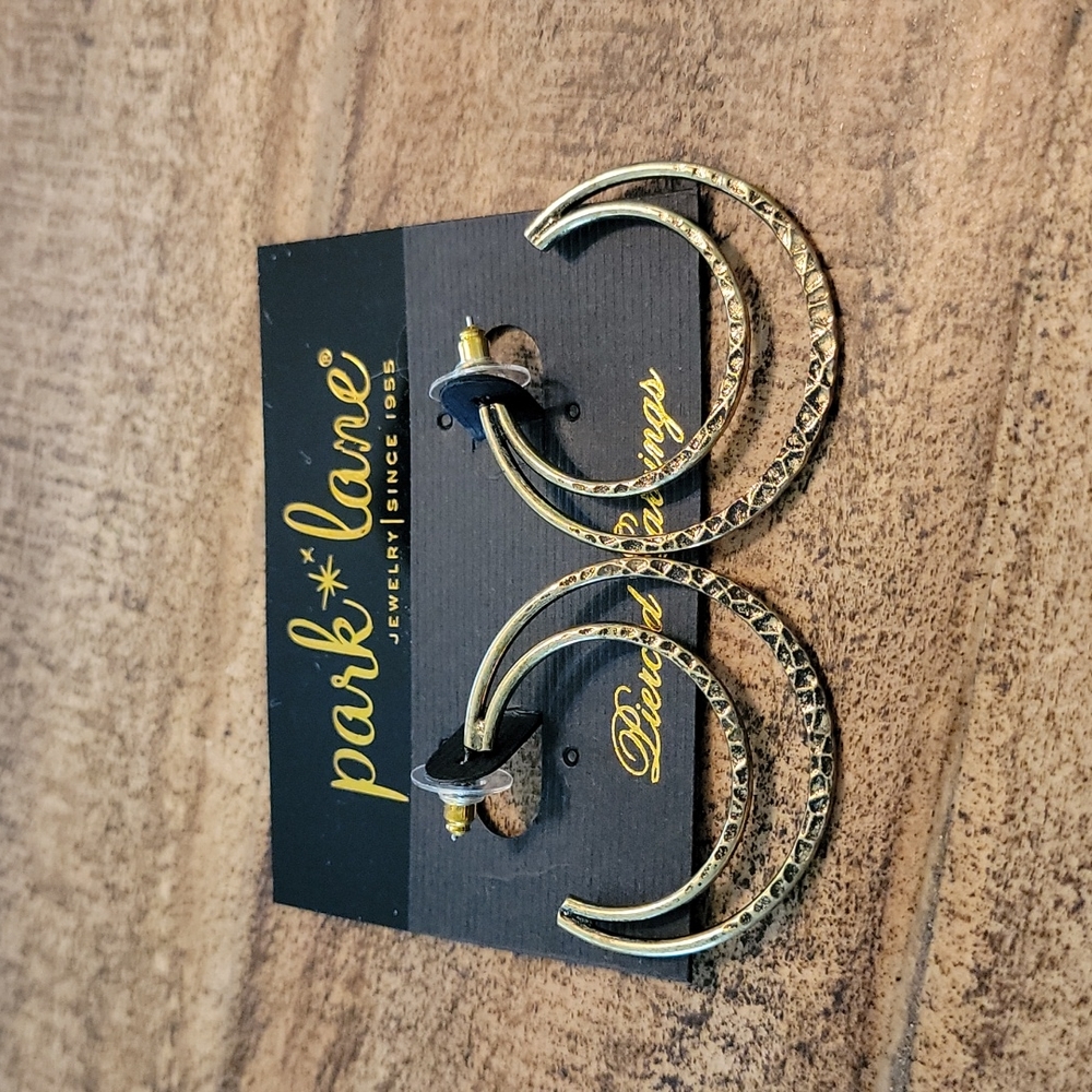 NWT Park Lane earrings
